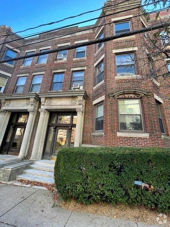 Building Photo - 25 Stearns Rd Unit 4 Rental