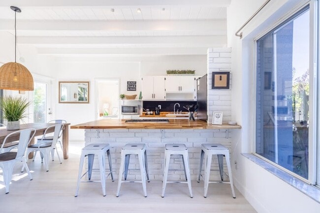 Photo - 3117 Fernwood Dr