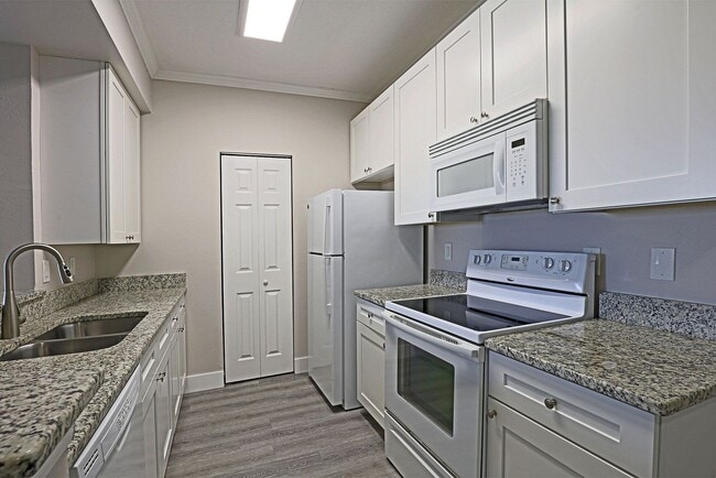 Photo - Villa Grand 11480-123 Unidad 11480 Villa Grand #123