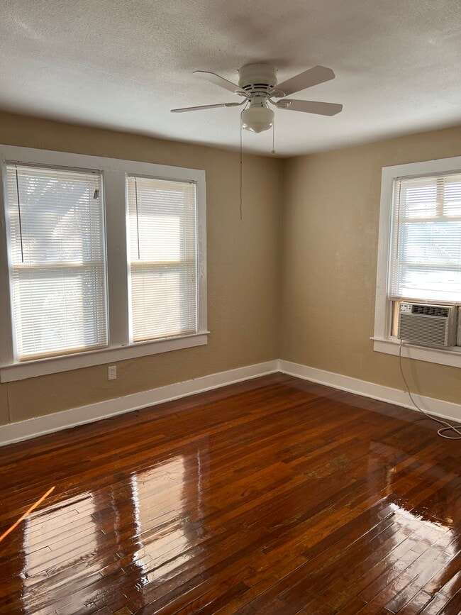 BEDROOM #2 - 3076 Nicholson Dr Unit C