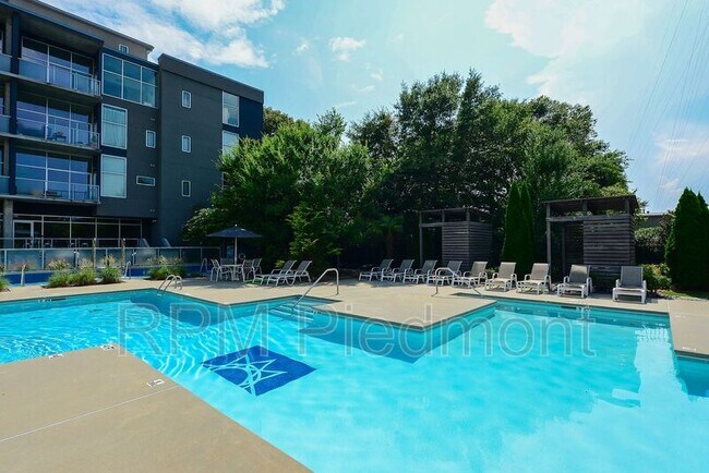 Photo - 130 Arizona Ave NE Unidad 203 Rental