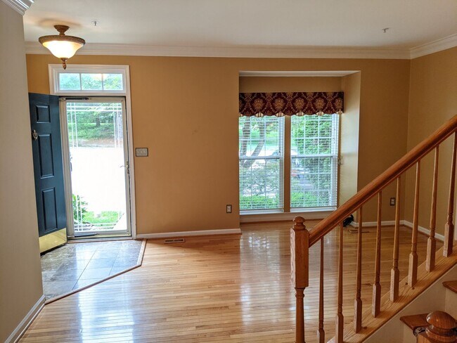 Photo - Townhouse in Spring Ridge community - OAKD...