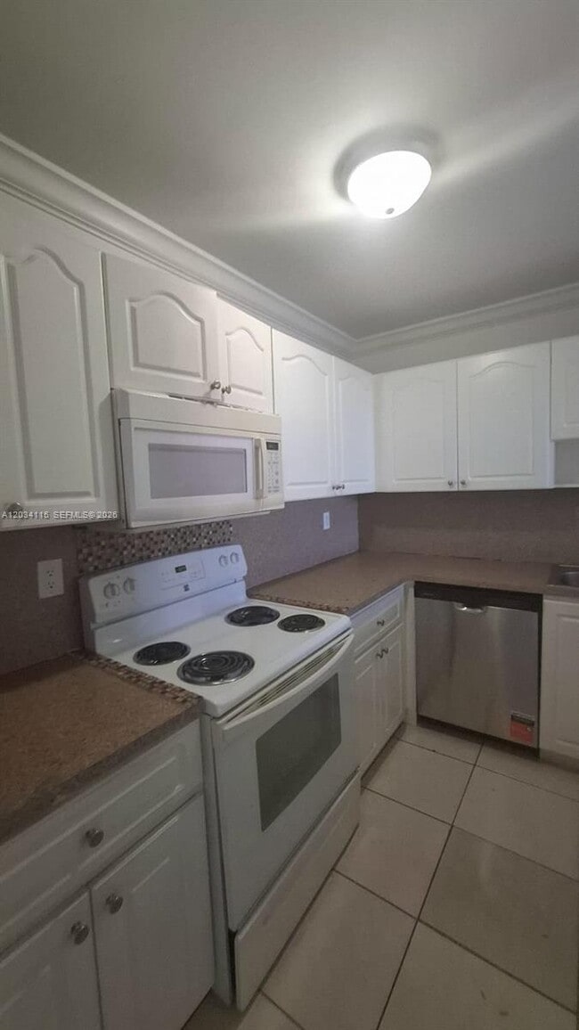 Photo - 6940 Miami Gardens Dr Unit 1-522