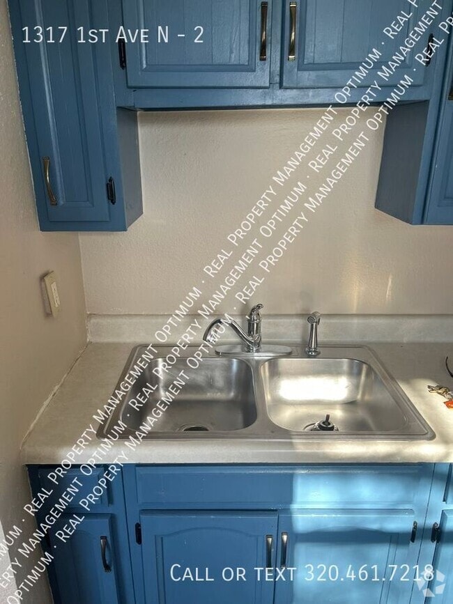 Building Photo - 1317 1st Ave N Unit 2 Rental