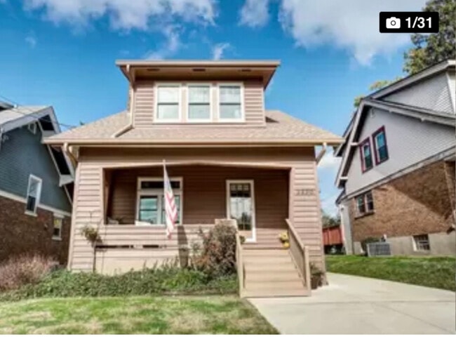 Photo - 3220 Lookout Dr