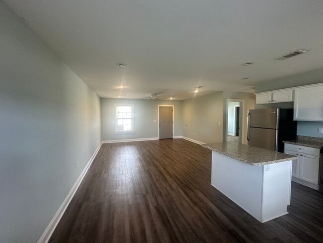 Photo - 2 Bedroom 1 Bath  Duplex in Hahira Unit 942 - P31