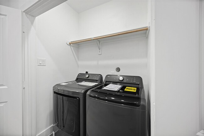 Photo - 8218 Lawler St Unit A