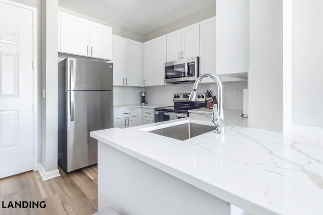 Photo - 100 River Park Dr Unidad 137