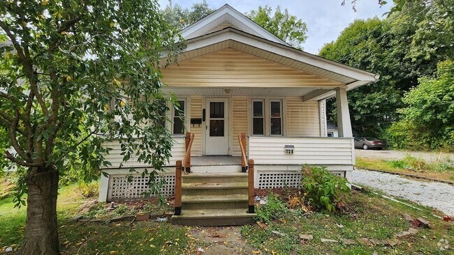 Building Photo - 1138 Collinwood Ave Rental