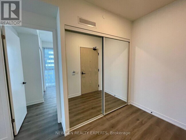 Photo - 225 Commerce St Unit 1512