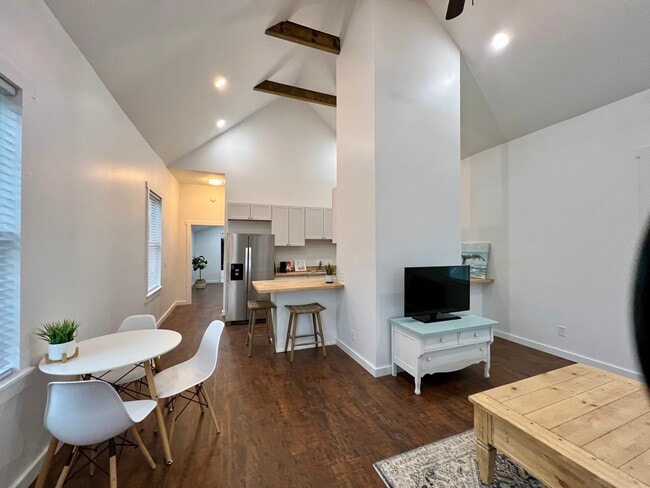 Photo - 1410 Prince St