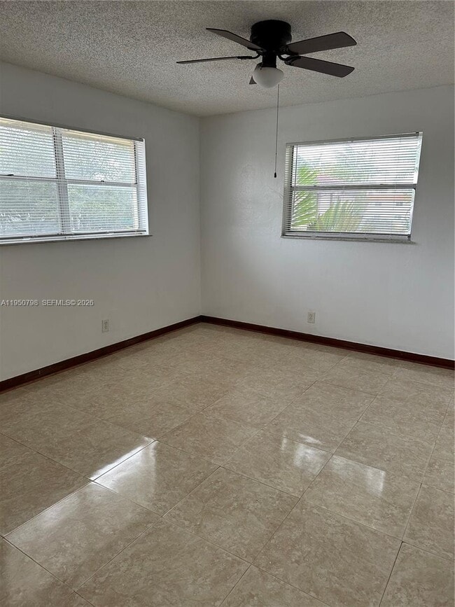 Photo - 6636 SW 41st St