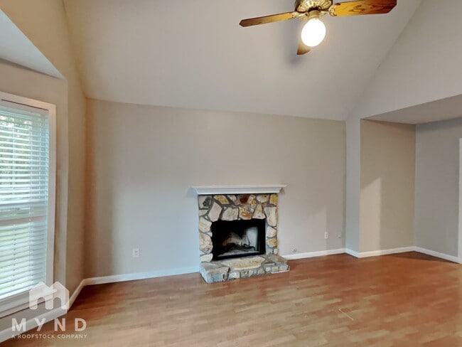 Photo - 1380 Paddocks Way
