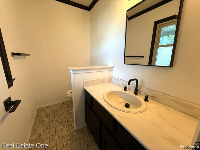 Photo - 26211 Simone St