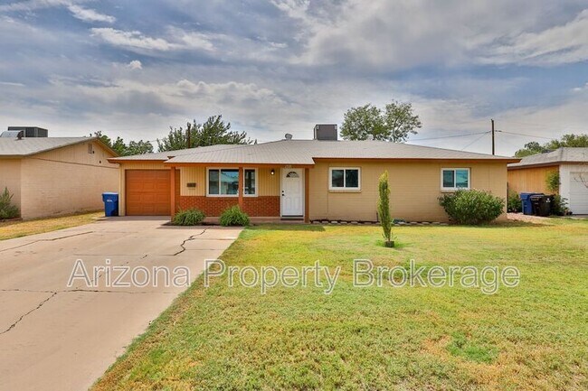 Photo - 1321 E Don Carlos Ave