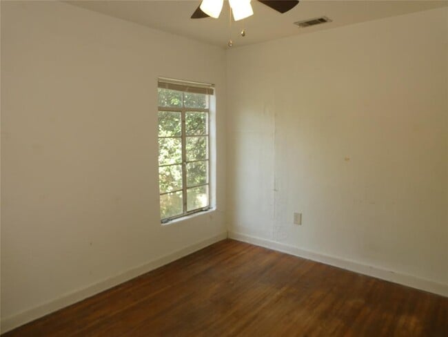 Photo - 4005 Maplewood Ave