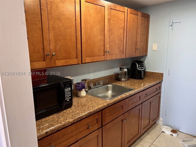 Photo - 2350 NE 135th St Unit 903