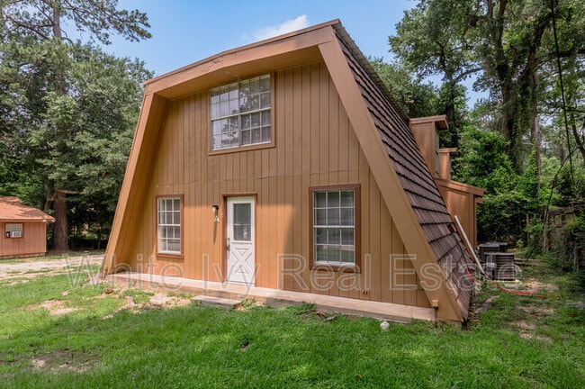 Building Photo - 712 Cline St