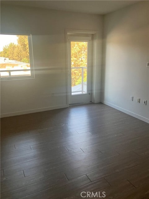 Photo - 11405 Chandler Blvd Unidad 516