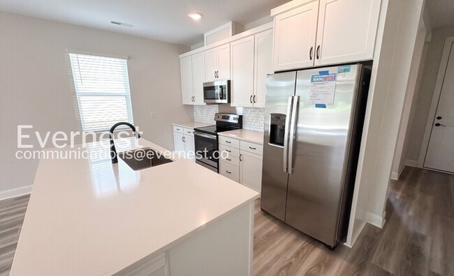 Photo - 108 Jude Ln
