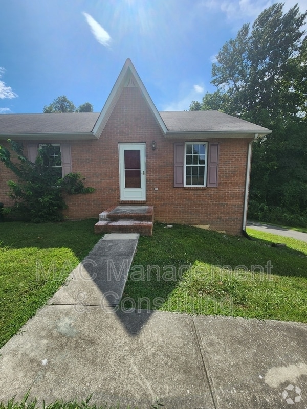 Building Photo - 1572 Shipley Rd Unit Apt. B