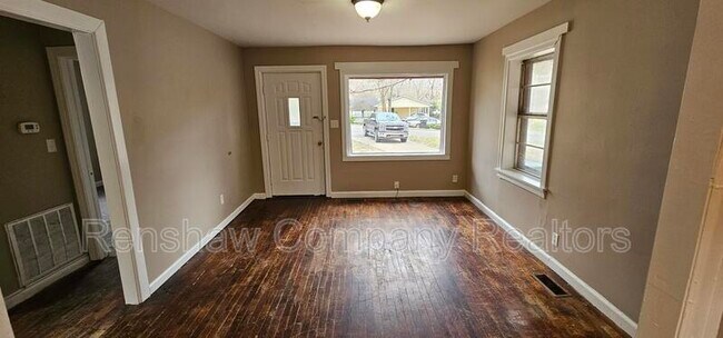 Photo - 1420 Lewis Ave