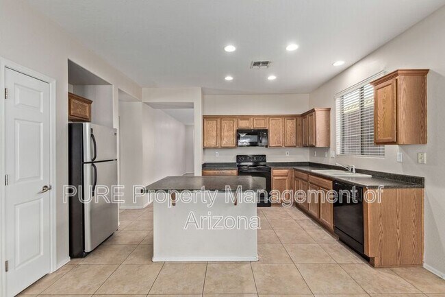 Photo - 3609 W Memorial Dr