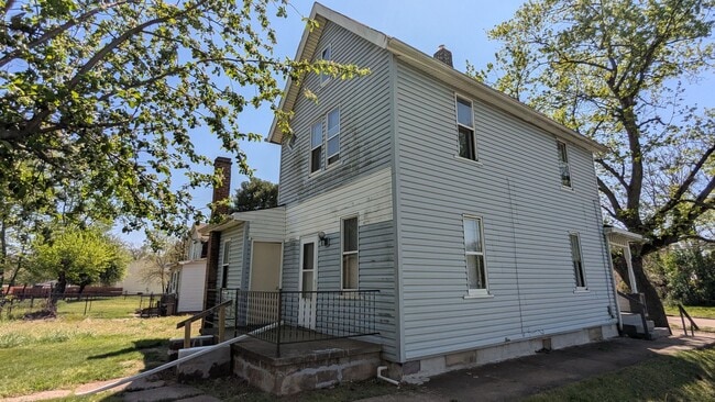 Photo - Charming 3-bedroom, 1-bath home in Canton