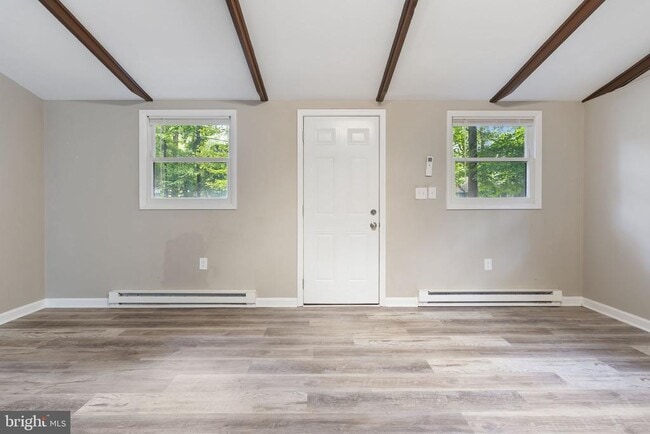 11585 Tomahawk Trail