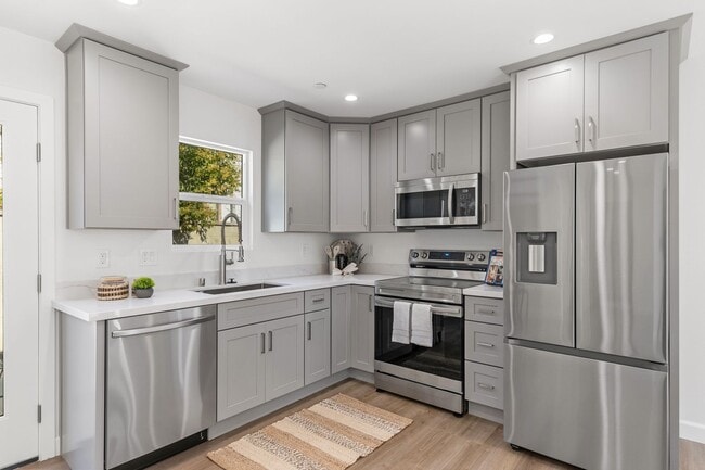 Brand New 2-Bedroom 1-Bathroom ADU in Glen... - Brand New 2-Bedroom 1-Bathroom ADU in Glen...