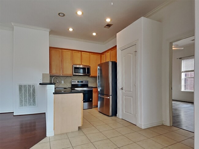 Photo - 3412 Honsinger St