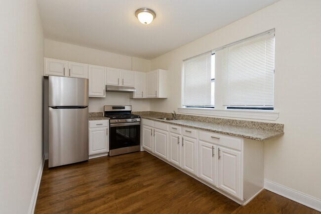 Photo - 7640 S Stewart Ave