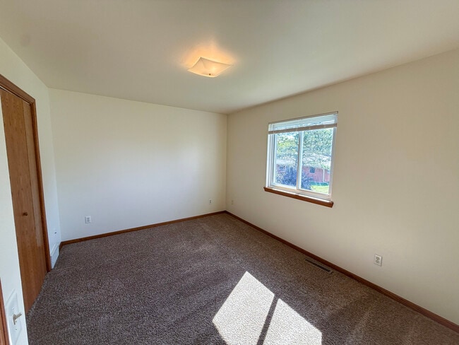 Photo - 1307 Glenn Pl