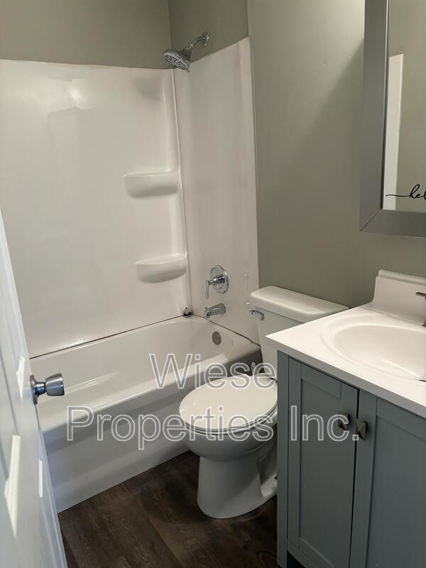 Photo - 711 W Governor St