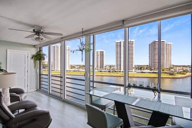Building Photo - 44 Yacht Club Dr Unit 609 Rental