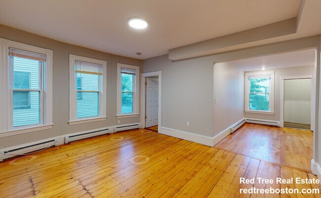 Photo - 9 Beacon St Unit 1