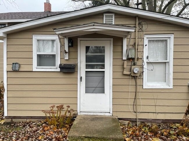 Building Photo - 411 E Campbell Ave Unit B Rental