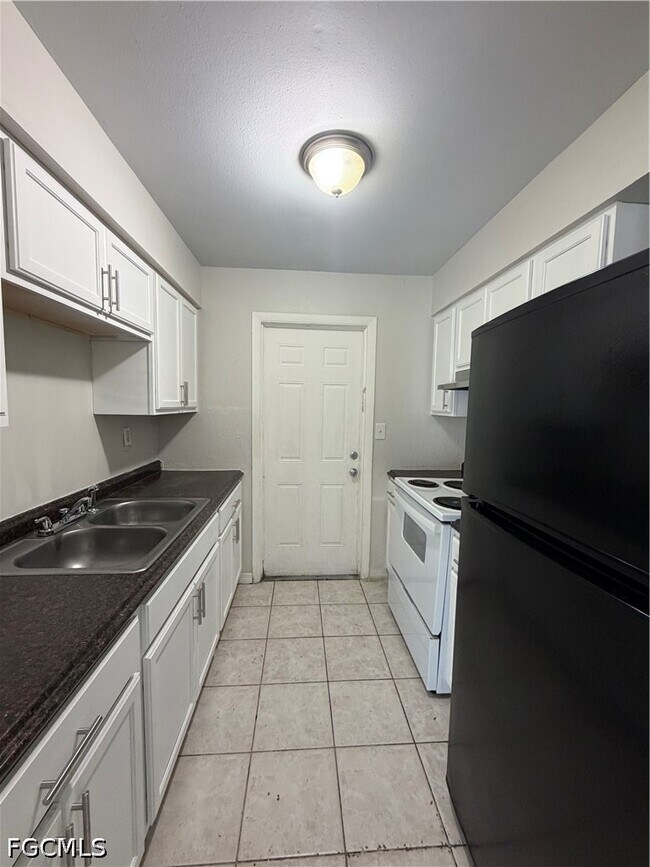 Photo - 5517 Sixth Ave