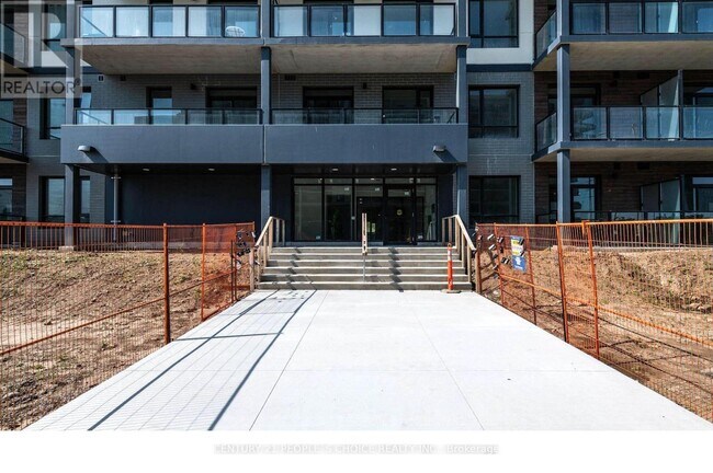 Photo - 181 Elmira Rd S Unit 418