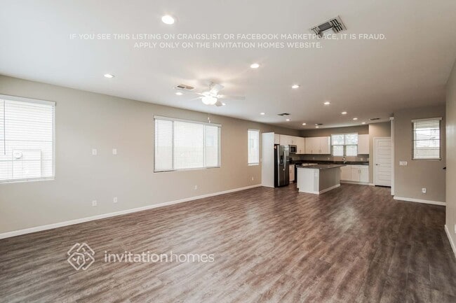 Photo - 5045 N 189th Dr