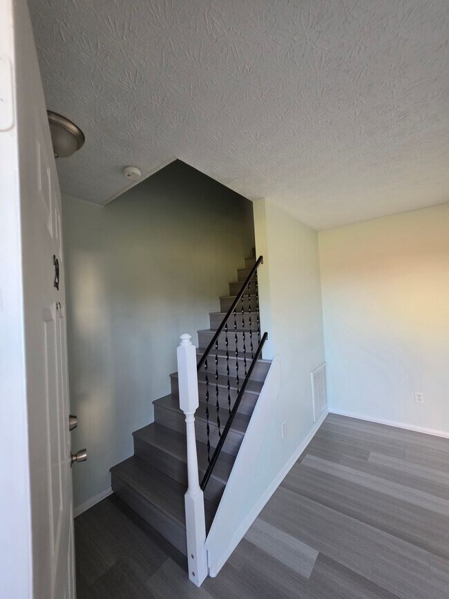 Photo - 1800 Seminole Dr Unit Chestnut 29