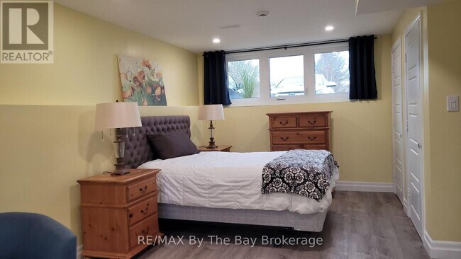 Photo - 7 Harbour Crescent