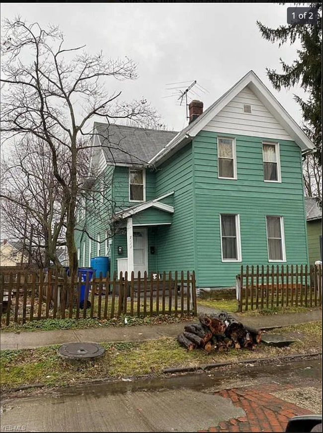 Building Photo - 7111 Elton Ave Unit 2