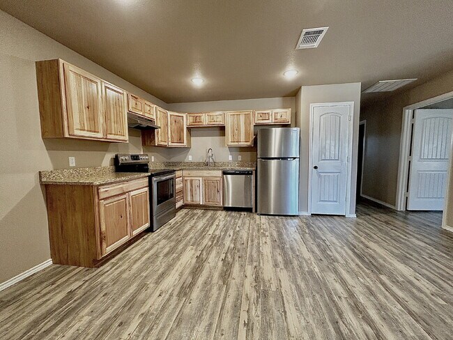Photo - "Charming 3-Bedroom Haven with 2 Full Bath...