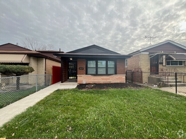 Building Photo - 9229 S Halsted St Rental