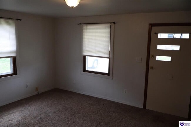 Photo - 316 Church St