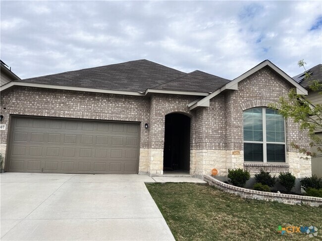 Building Photo - 6807 Comanche Post Rental