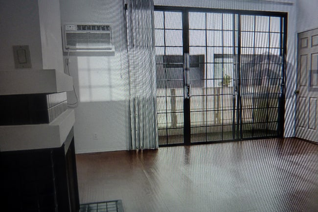 Photo - 3648 Motor Ave Unidad 102