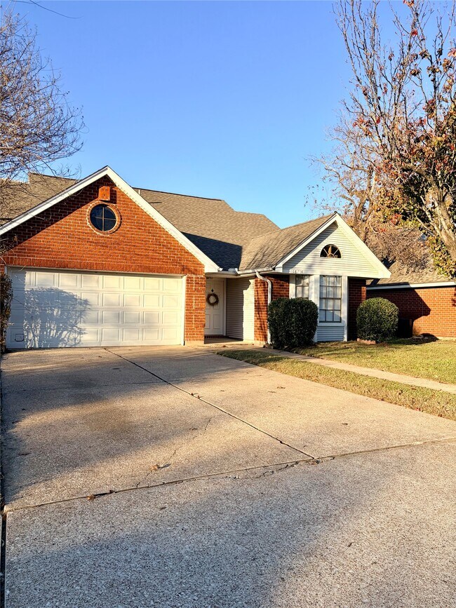 Photo - 18714 Haughland Dr