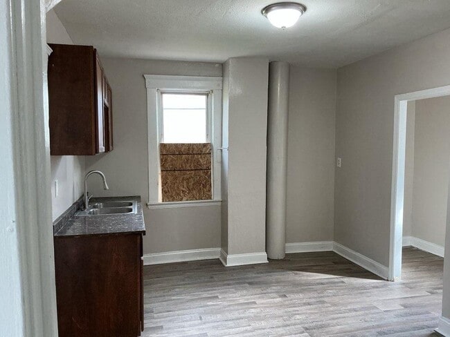 Photo - 3206 Saratoga Ave